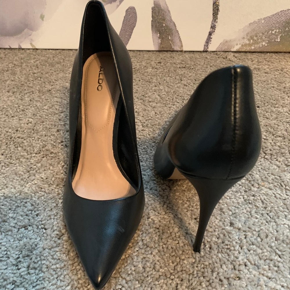 ALDO Black Pumps